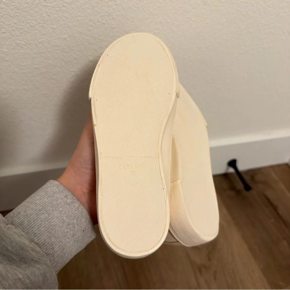 Zara Beige Canvas Lace-Up Sneakers Size 32, 1 Youth Unisex Kids